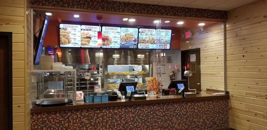 Popeyes Louisiana Kitchen | restaurant | 922 Indianapolis Blvd, Hammond, IN 46320, USA | 2194070177 OR +1 219-407-0177