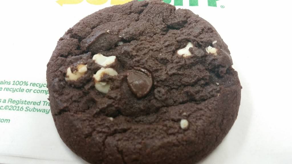 Subway | restaurant | 1051 S Pine Ave, Ocala, FL 34471, USA | 3523686699 OR +1 352-368-6699