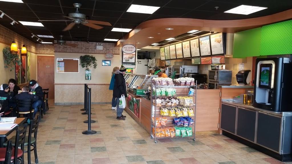 Subway | restaurant | 1355 Huron St, London, ON N5V 2E3, Canada | 5194532454 OR +1 519-453-2454