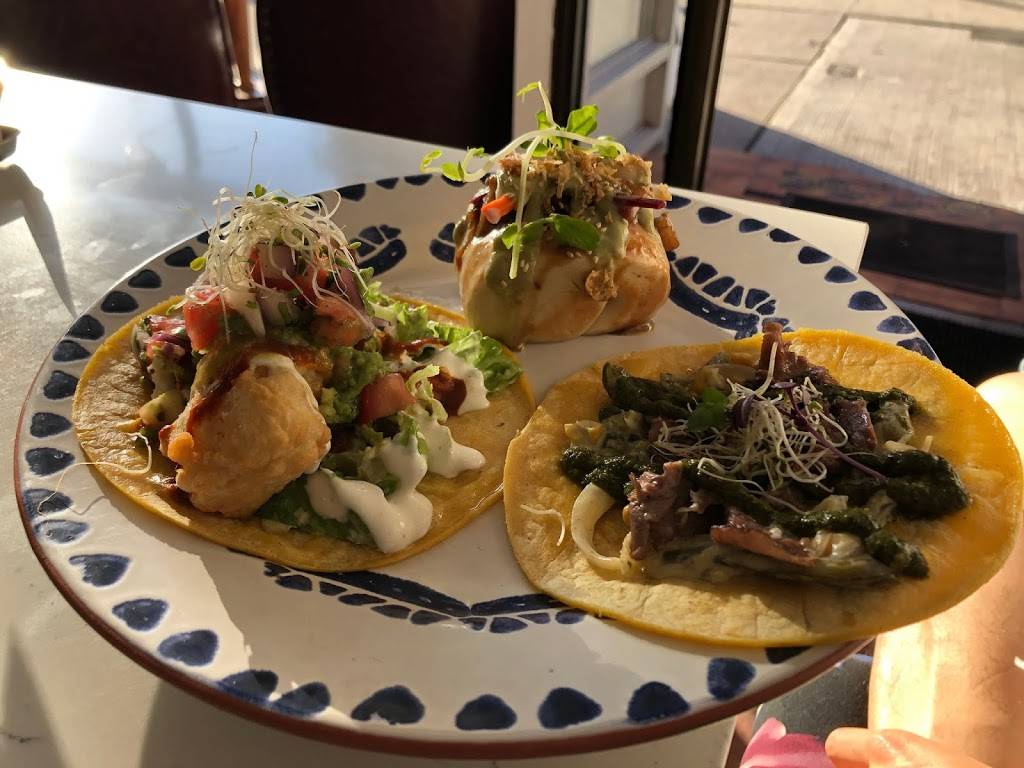 Viajero Cantina | restaurant | 1661 Bloor St W, Toronto, ON M6P 1A6, Canada | 4377715681 OR +1 437-771-5681