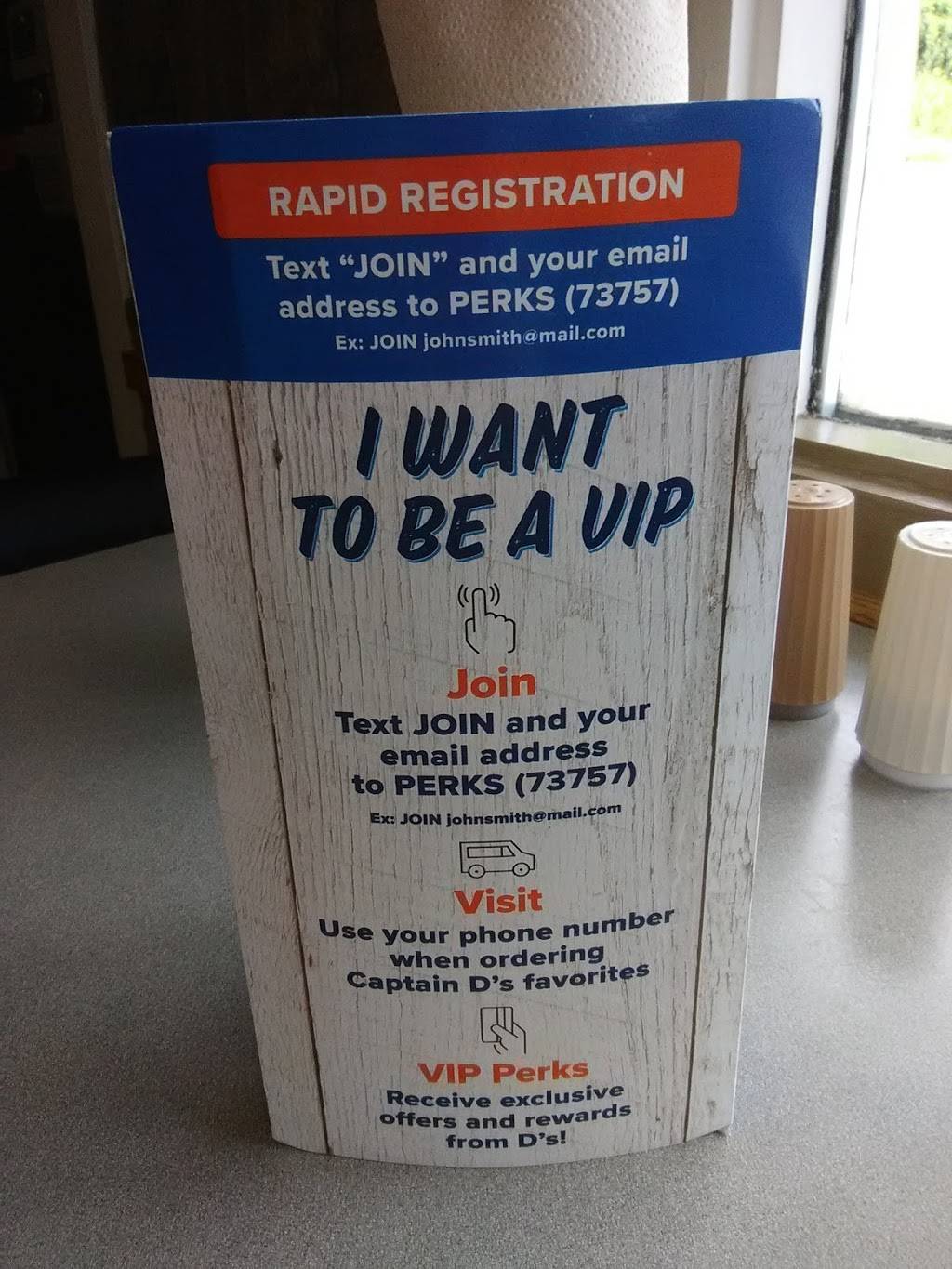 Captain Ds | restaurant | 6722 Maynardville Pike, Knoxville, TN 37918, USA | 8659222901 OR +1 865-922-2901