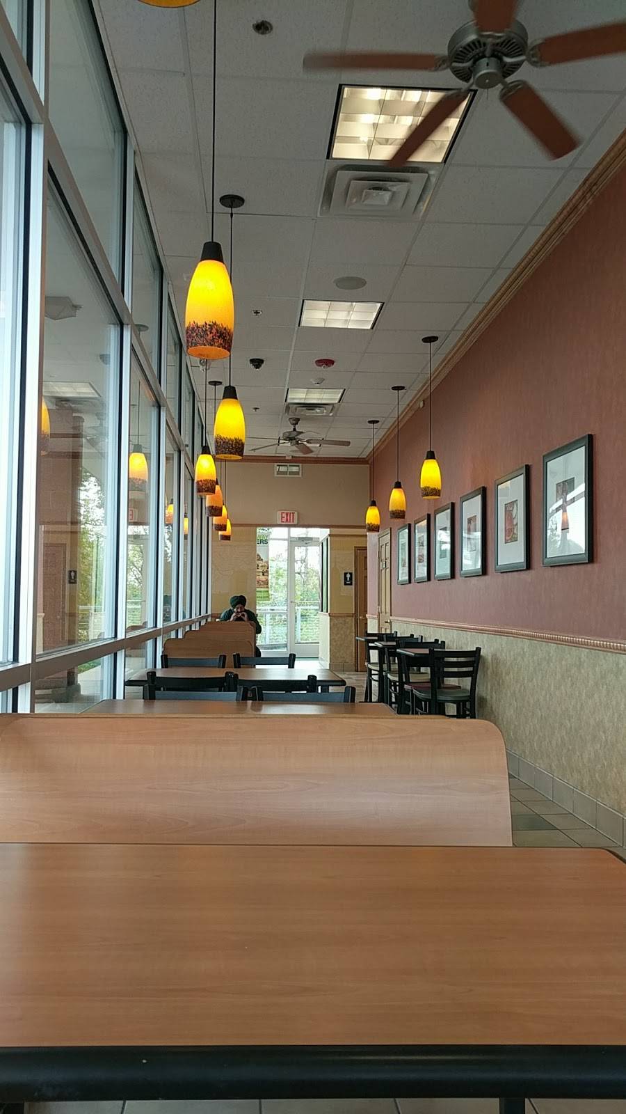 Subway | restaurant | 3395 A Plymouth Road, Ann Arbor, MI 48105, USA | 7347614388 OR +1 734-761-4388