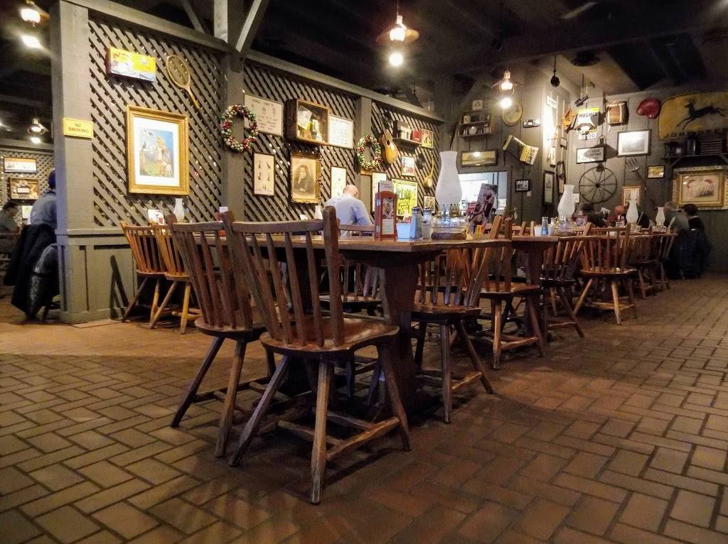 Cracker Barrel Old Country Store | restaurant | 1735 Mallory Ln, Brentwood, TN 37027, USA | 6153768120 OR +1 615-376-8120