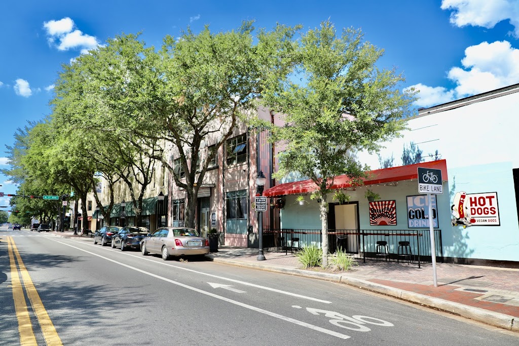 Pop-A-Top Sandwich Shop | restaurant | 2 E University Ave, Gainesville, FL 32601, USA | 3526920068 OR +1 352-692-0068