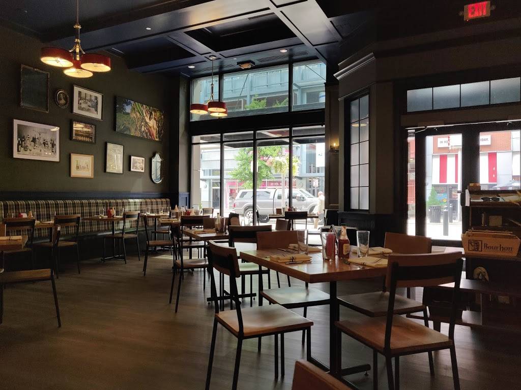 Whiskey Dry | restaurant | 412 S 4th St, Louisville, KY 40202, USA | 5027497933 OR +1 502-749-7933