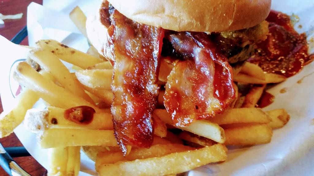 Ruby Tuesday | restaurant | 6751 Tower Rd, Denver, CO 80249, USA | 3033735800 OR +1 303-373-5800