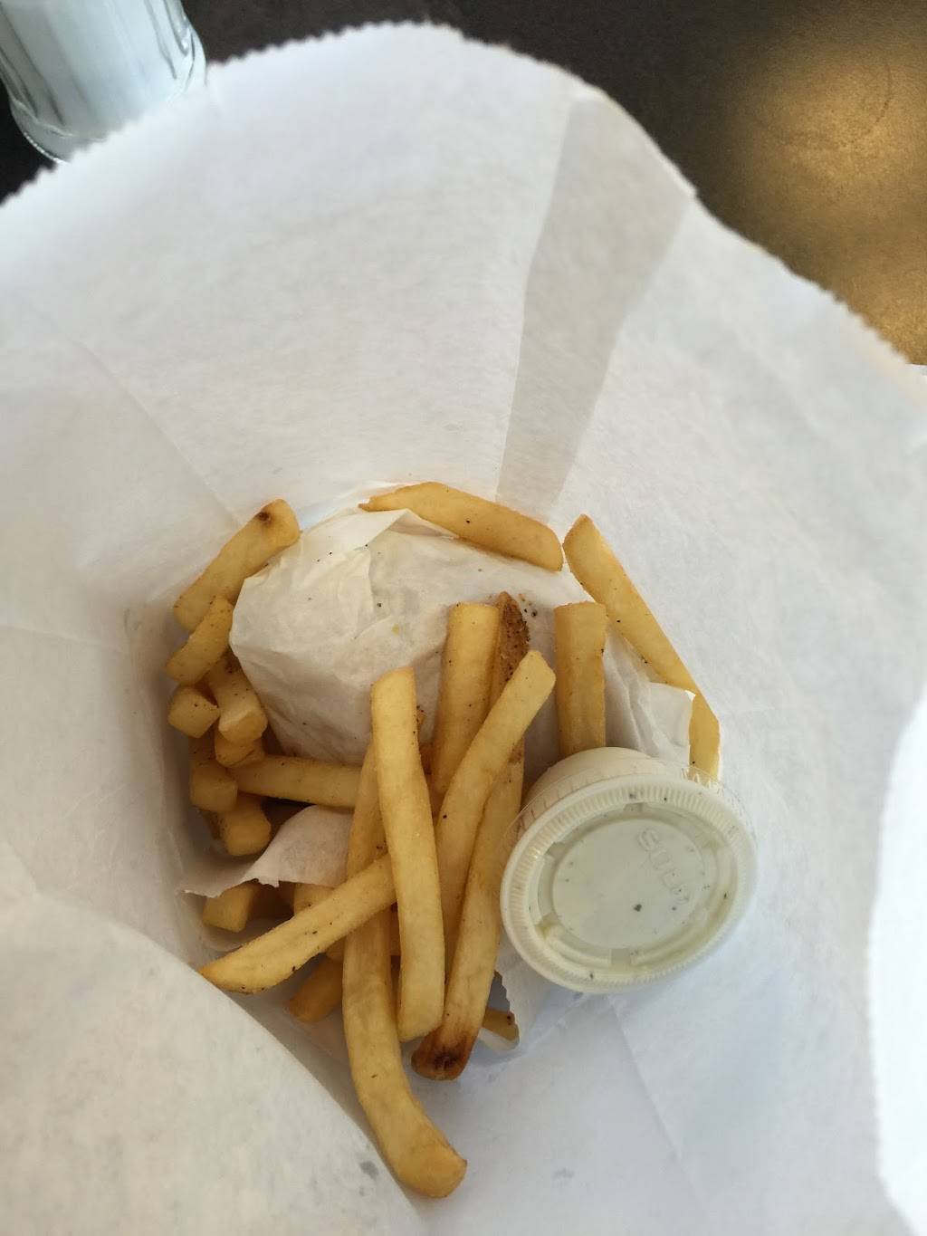 Hot Off the Grill | restaurant | 25252 La Paz Rd, Laguna Hills, CA 92653, USA | 9494588000 OR +1 949-458-8000