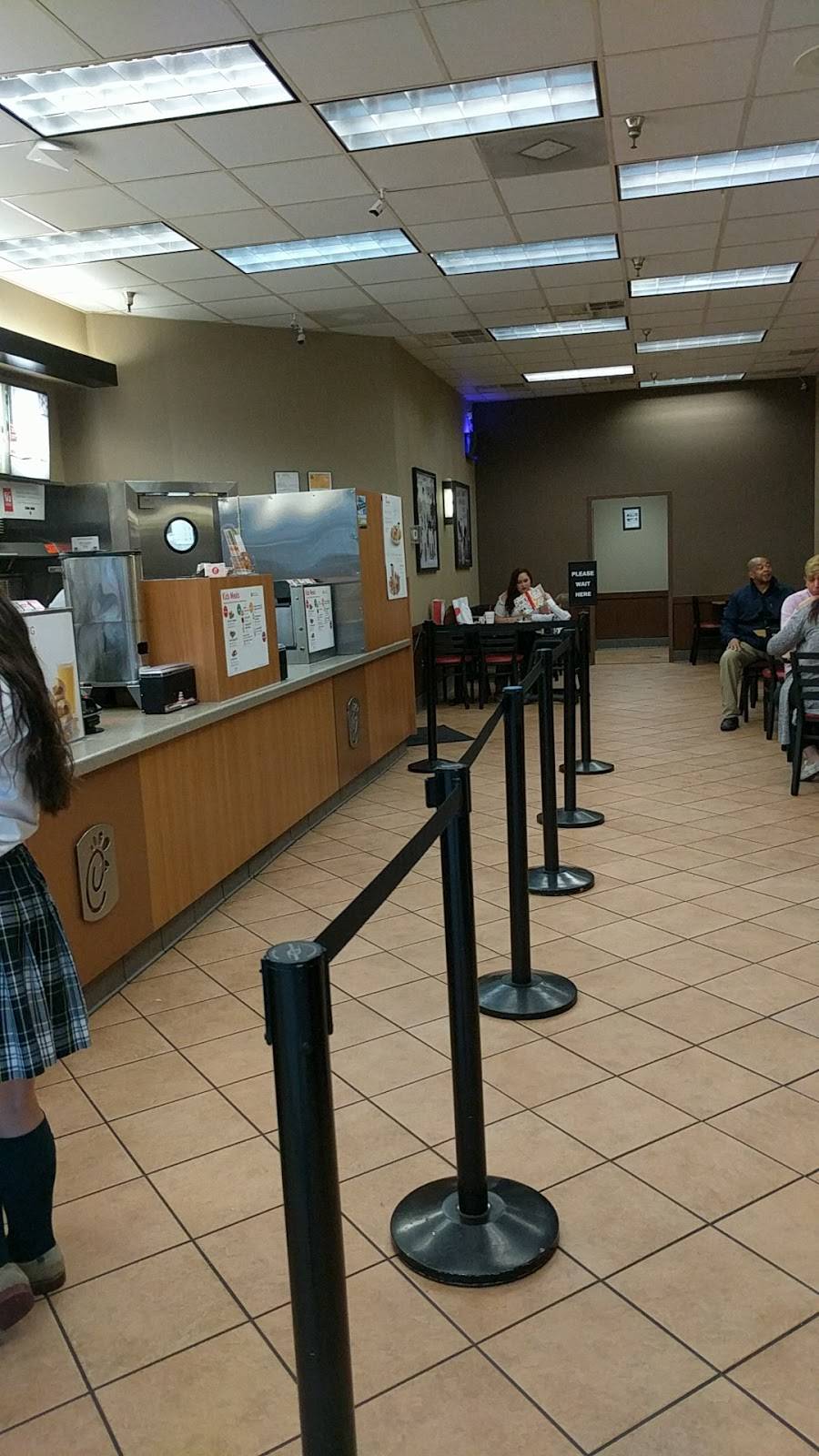 Chick-fil-A | restaurant | 8200 Perry Hall Blvd, Baltimore, MD 21236, USA | 4109318642 OR +1 410-931-8642