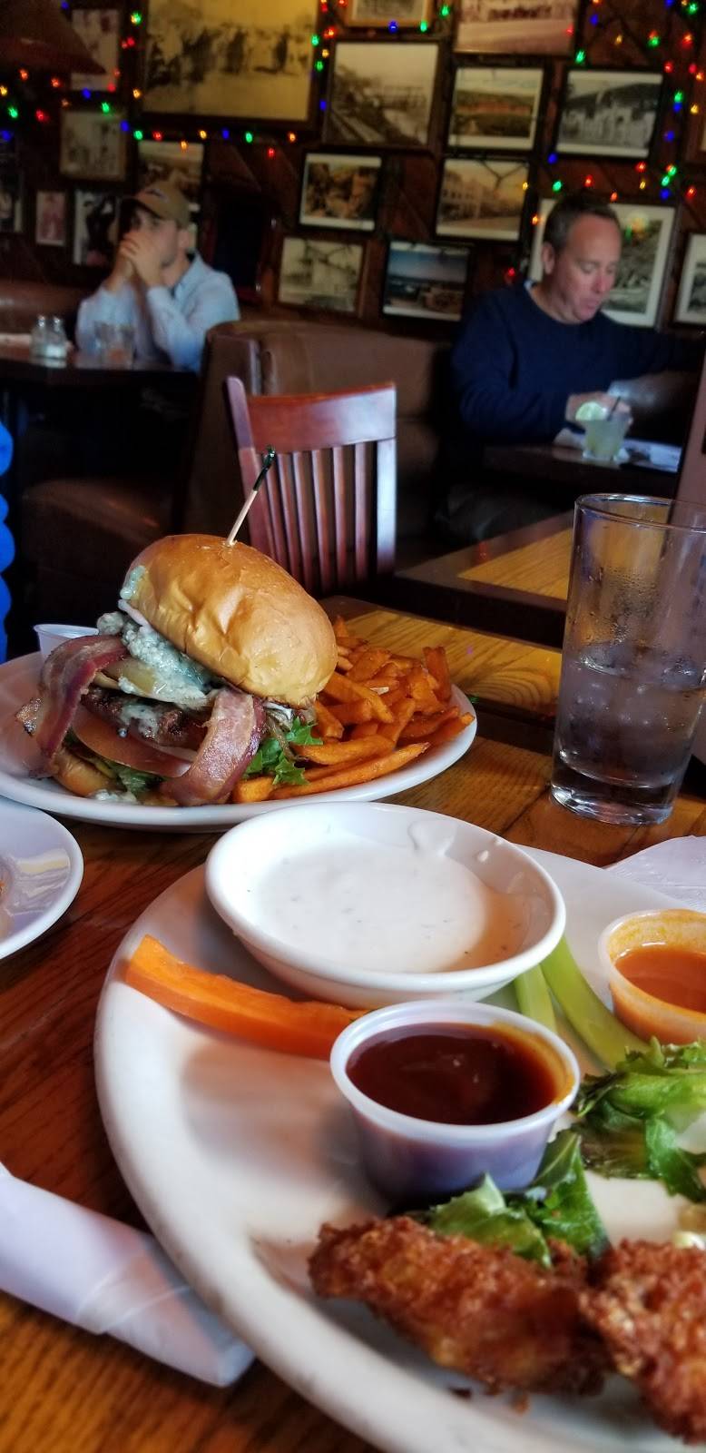 The Nugget | restaurant | 2318 Lillie Ave, Summerland, CA 93067, USA | 8059696135 OR +1 805-969-6135