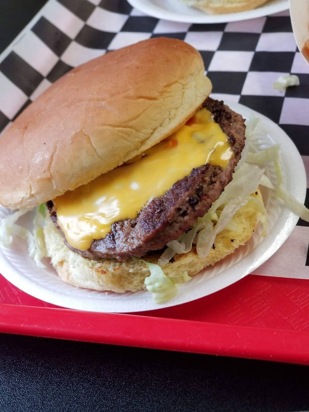 Pleasant Valley Shake Shoppe | restaurant | 12755 Pleasant Valley Rd, Chillicothe, OH 45601, USA | 7407752663 OR +1 740-775-2663