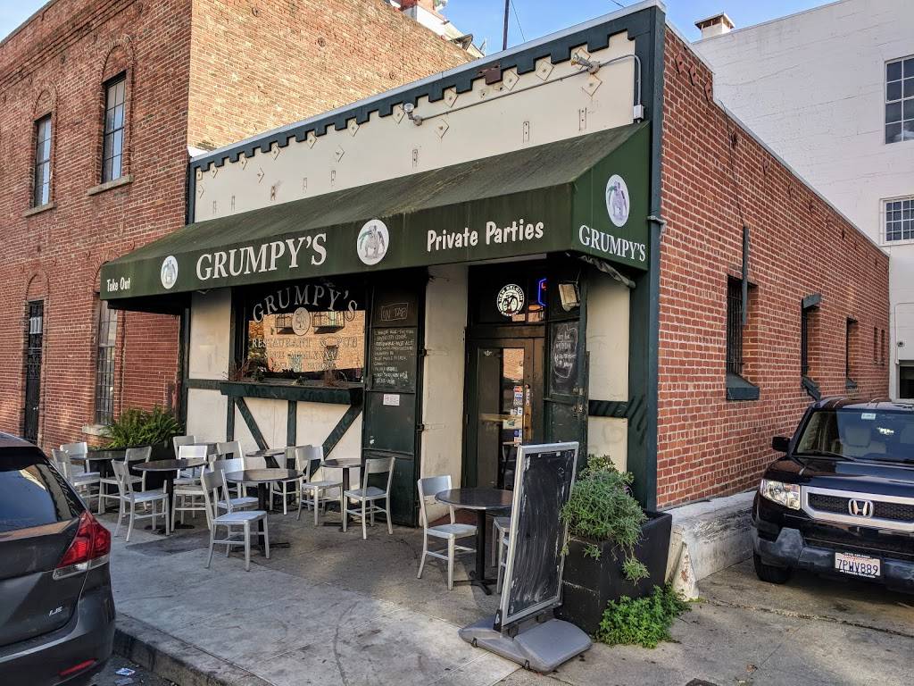 Grumpys Restaurant & Pub | restaurant | 125 Vallejo St, San Francisco, CA 94111, USA | 4154343350 OR +1 415-434-3350