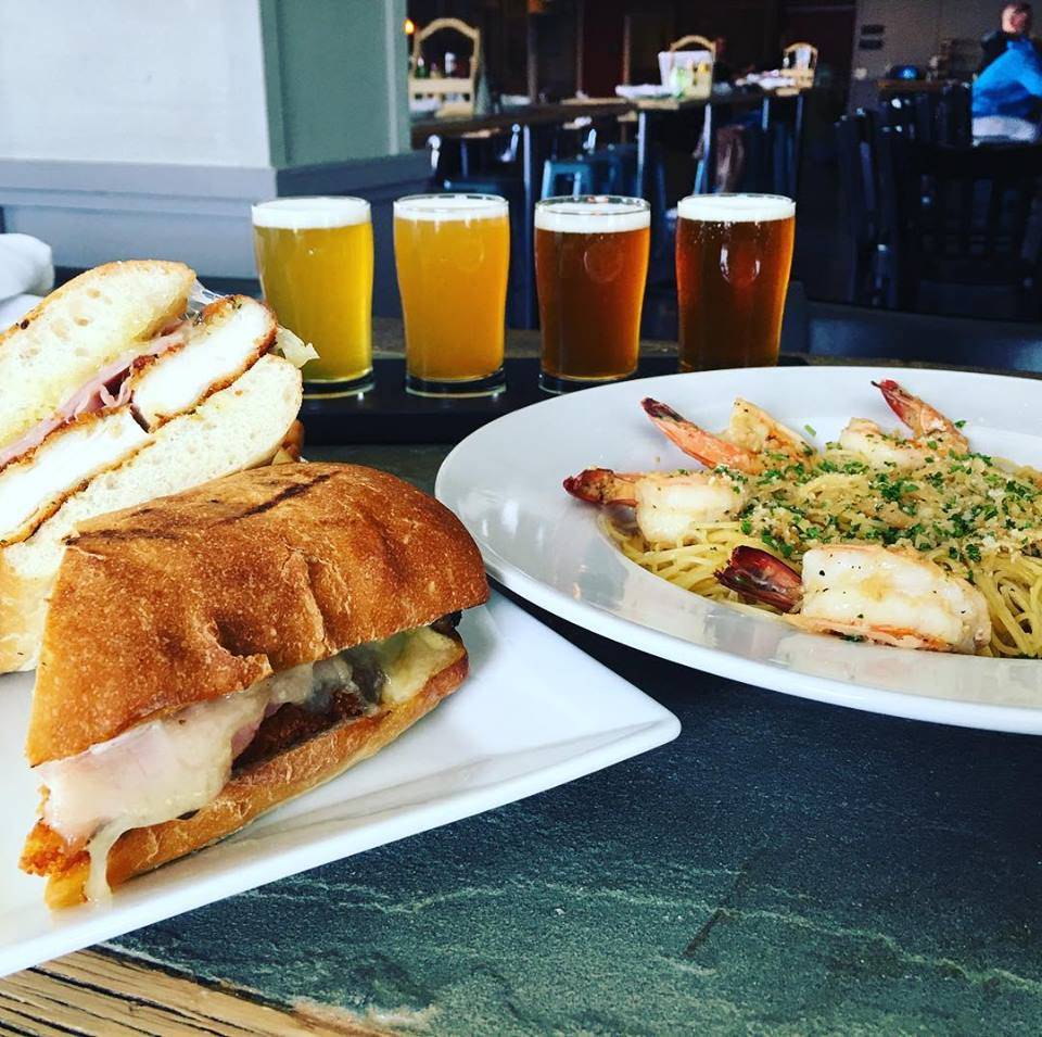 Breakers Kitchen And Tap | restaurant | 537 U.S. 9, Waretown, NJ 08758, USA | 6093127874 OR +1 609-312-7874