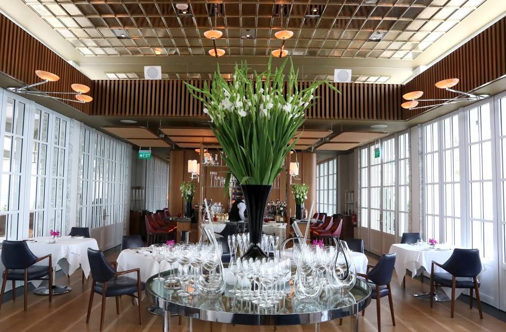 Spago | restaurant | 176 N Canon Dr, Beverly Hills, CA 90210, USA | 3103850880 OR +1 310-385-0880