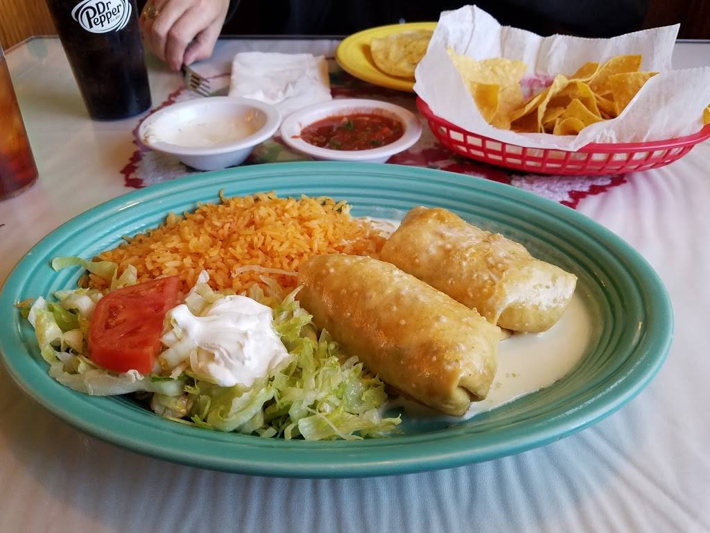 El Cerrito | restaurant | 1297 Main St, Altavista, VA 24517, USA | 4343091237 OR +1 434-309-1237