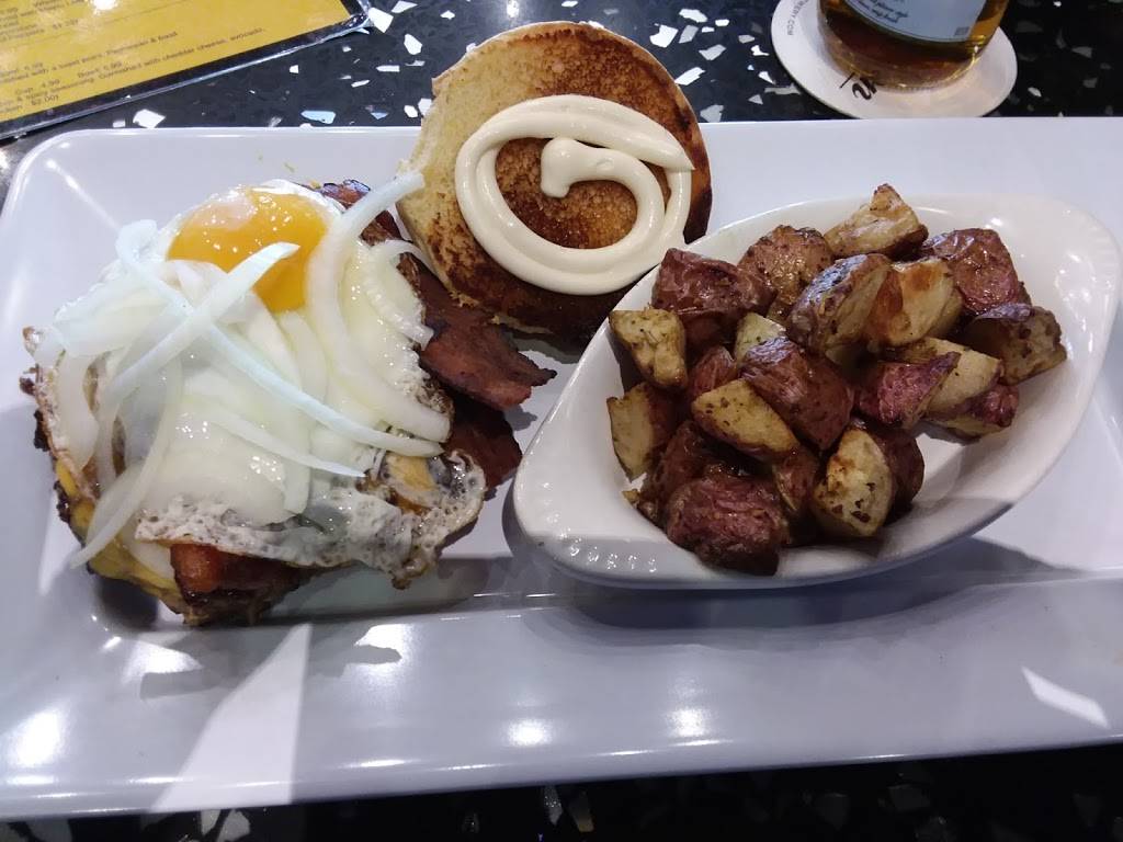 Mellow Mushroom | meal takeaway | 1451 Coral Ridge Ave, Coralville, IA 52241, USA | 3196252031 OR +1 319-625-2031