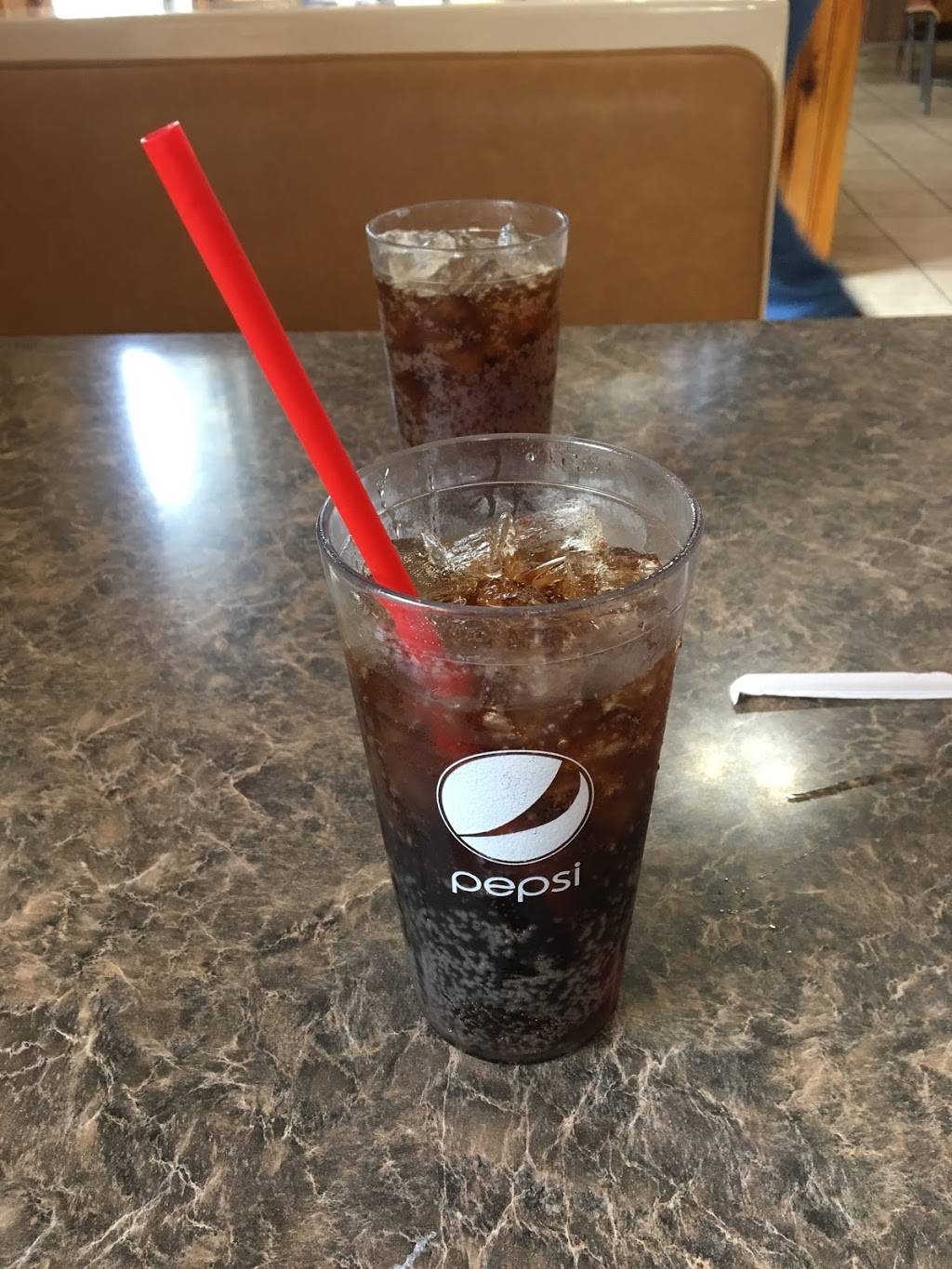 Fox Den | restaurant | 790 TN-107, Del Rio, TN 37727, USA | 4234872945 OR +1 423-487-2945