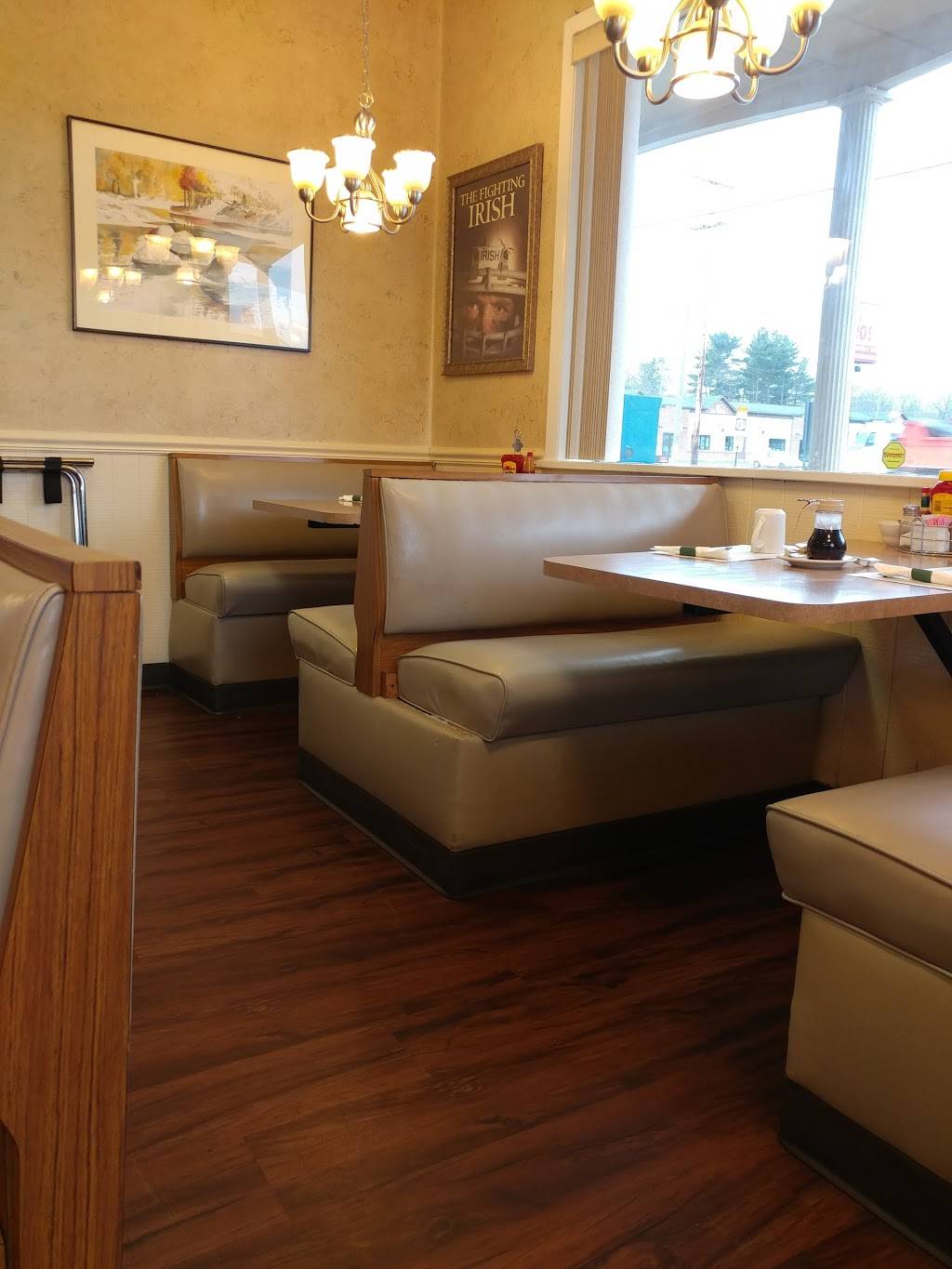 American Pancake House | restaurant | 508 N Dixie Way, Roseland, IN 46637, USA | 5742470810 OR +1 574-247-0810