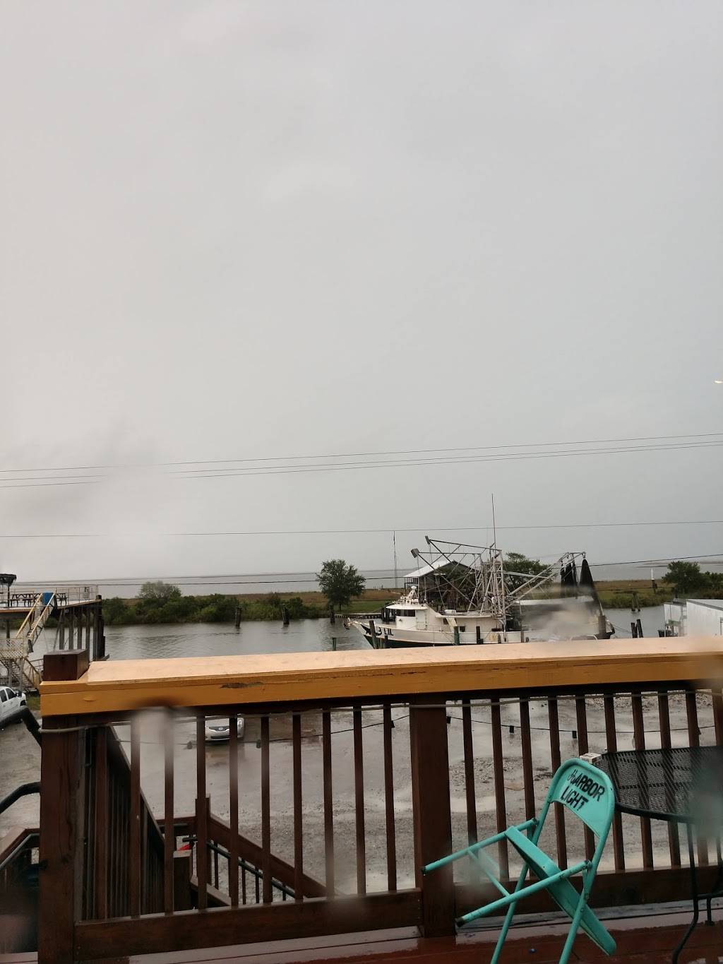 Harbor Light Marina | restaurant | 8239 LA-56, Chauvin, LA 70344, USA | 9854663167 OR +1 985-466-3167