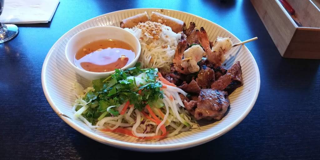 Pho Green Papaya | restaurant | 13215 SE Mill Plain Blvd # C2, Vancouver, WA 98684, USA | 3608911369 OR +1 360-891-1369