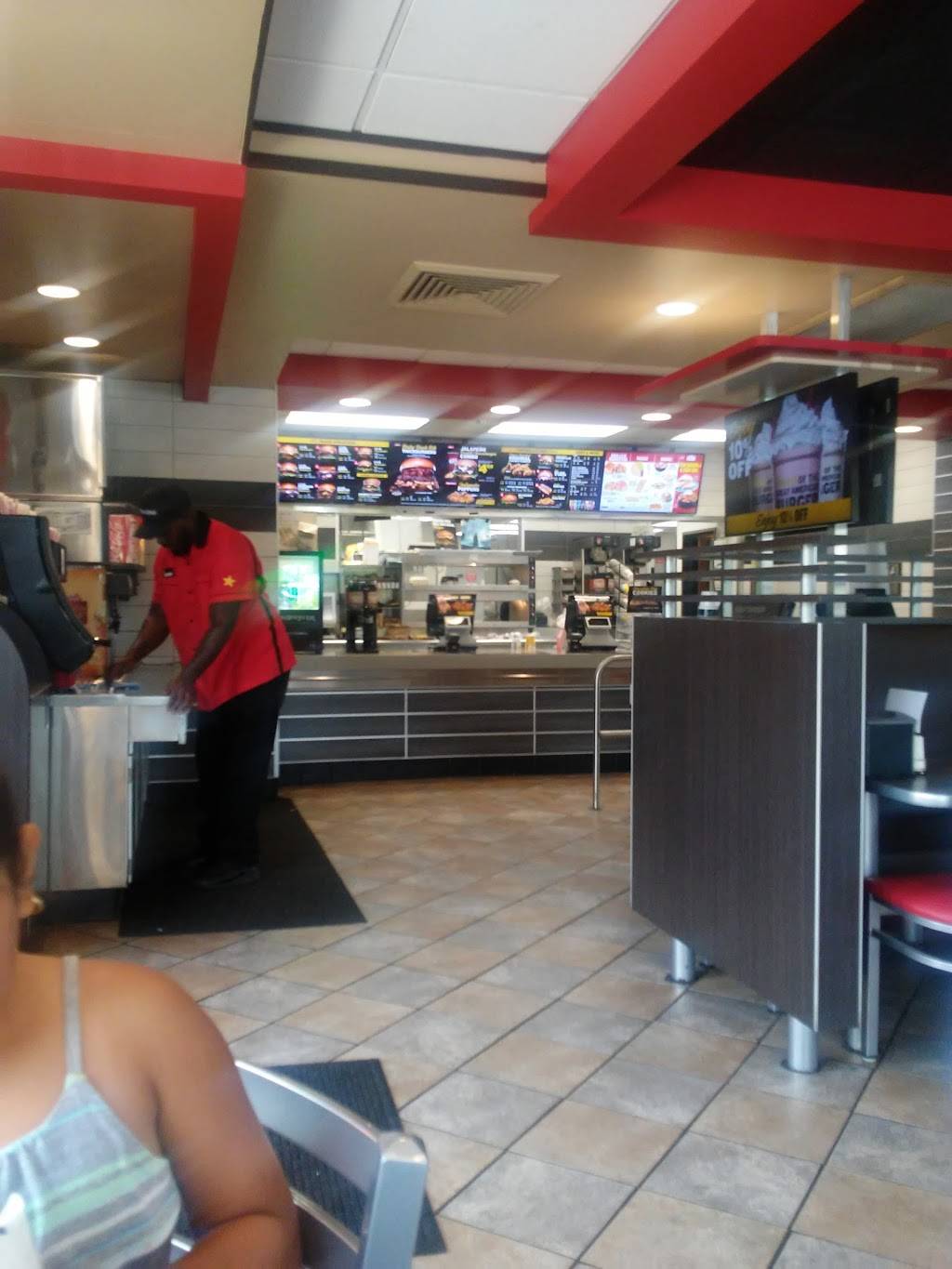Hardees | restaurant | 110 Haywood Ln, Antioch, TN 37013, USA | 6153339193 OR +1 615-333-9193