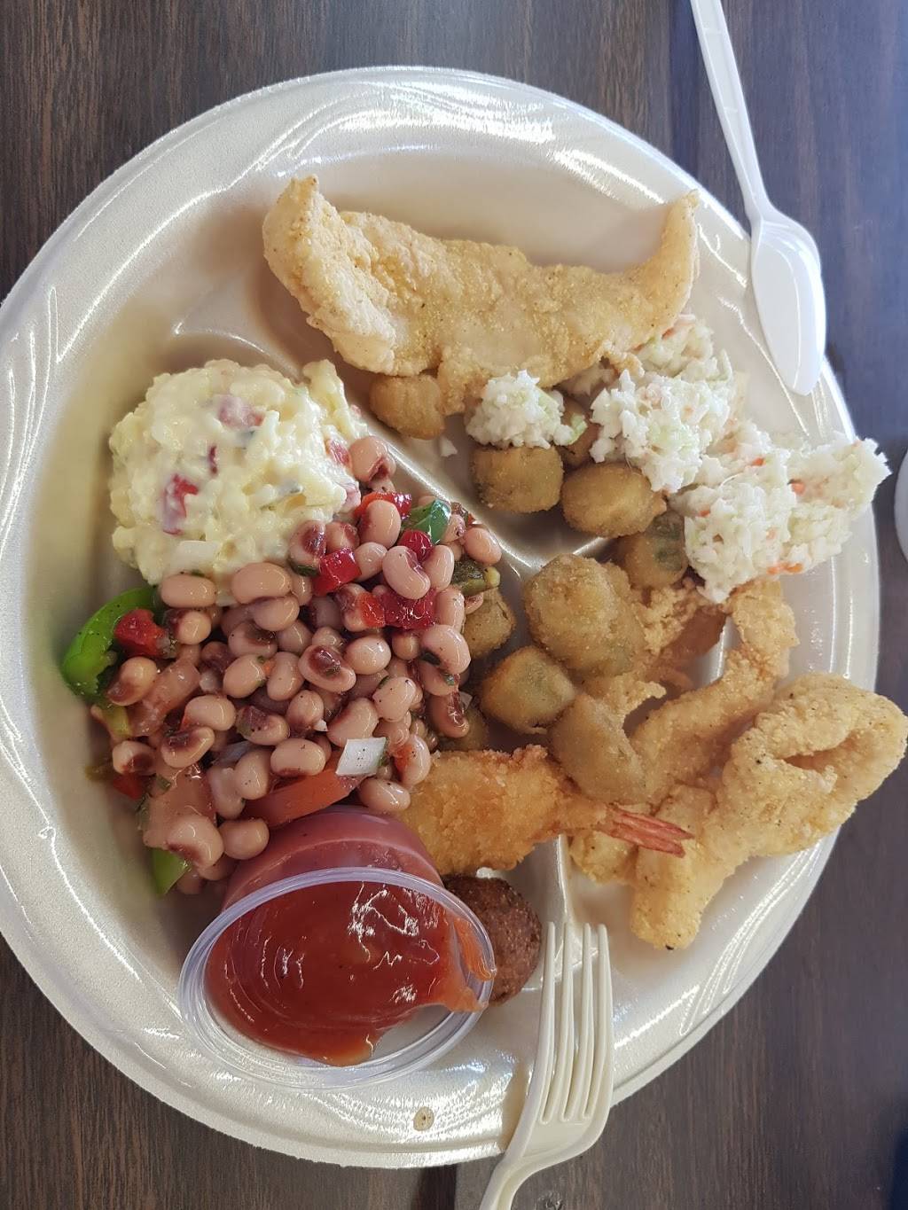 Mikeskas Bar-B-Q & Catering | restaurant | 22730 US-59, El Campo, TX 77437, USA | 8003882552 OR +1 800-388-2552