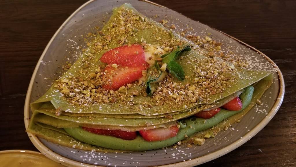 The Crepe Shop | cafe | 2928 N Broadway, Chicago, IL 60657, USA | 7738570018 OR +1 773-857-0018