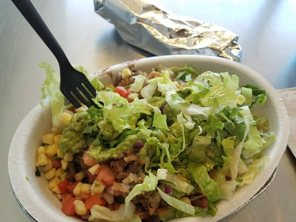Chipotle Mexican Grill | restaurant | 1676 Clarkson Rd, Chesterfield, MO 63017, USA | 6365367752 OR +1 636-536-7752
