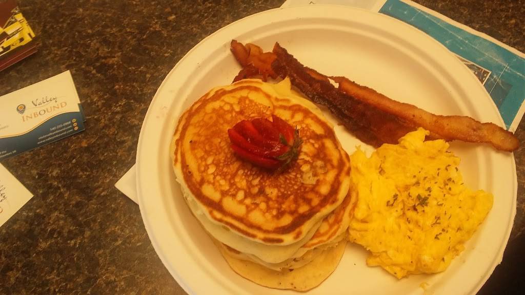 WINGS Of WAYNESBORO | restaurant | 608 N Delphine Ave unit b, Waynesboro, VA 22980, USA | 5402214588 OR +1 540-221-4588