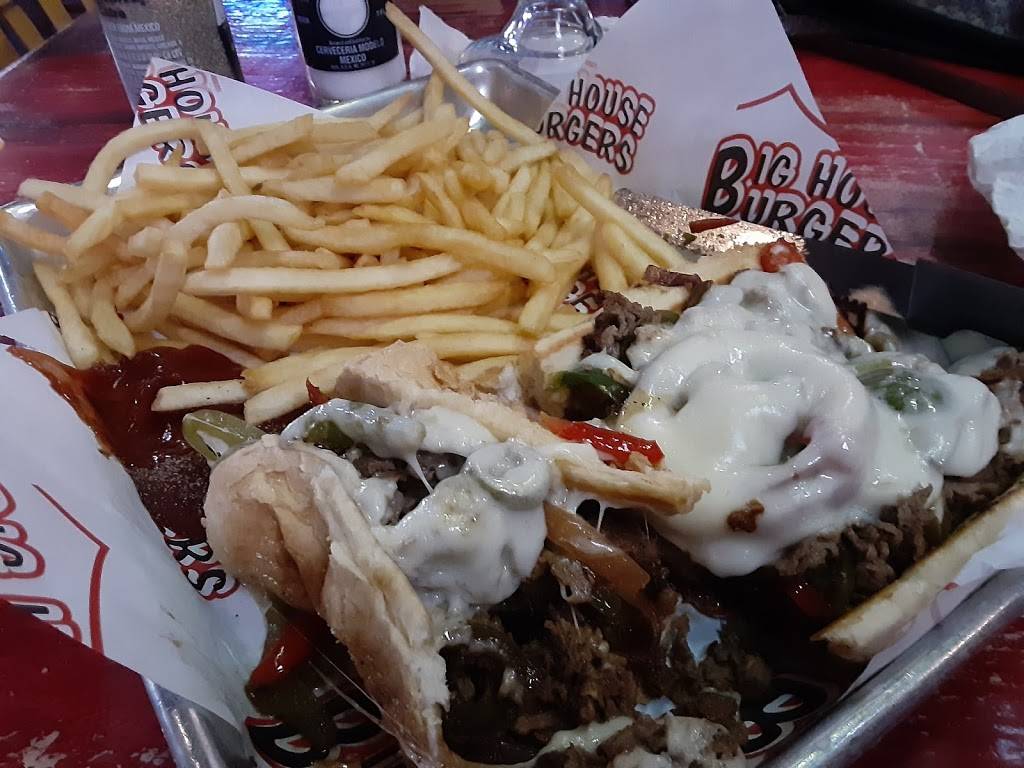 Big House Burgers | restaurant | 2209 Brahma Blvd, Kingsville, TX 78363, USA | 3615920222 OR +1 361-592-0222
