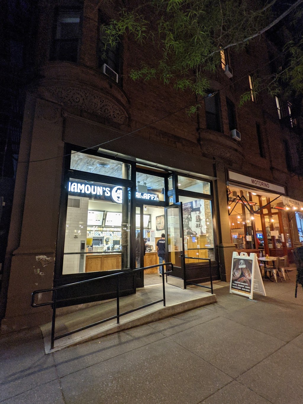 Mamouns Falafel - UWS, Manhattan, NY | restaurant | 508 Columbus Ave, New York, NY 10024, USA | 3473797676 OR +1 347-379-7676