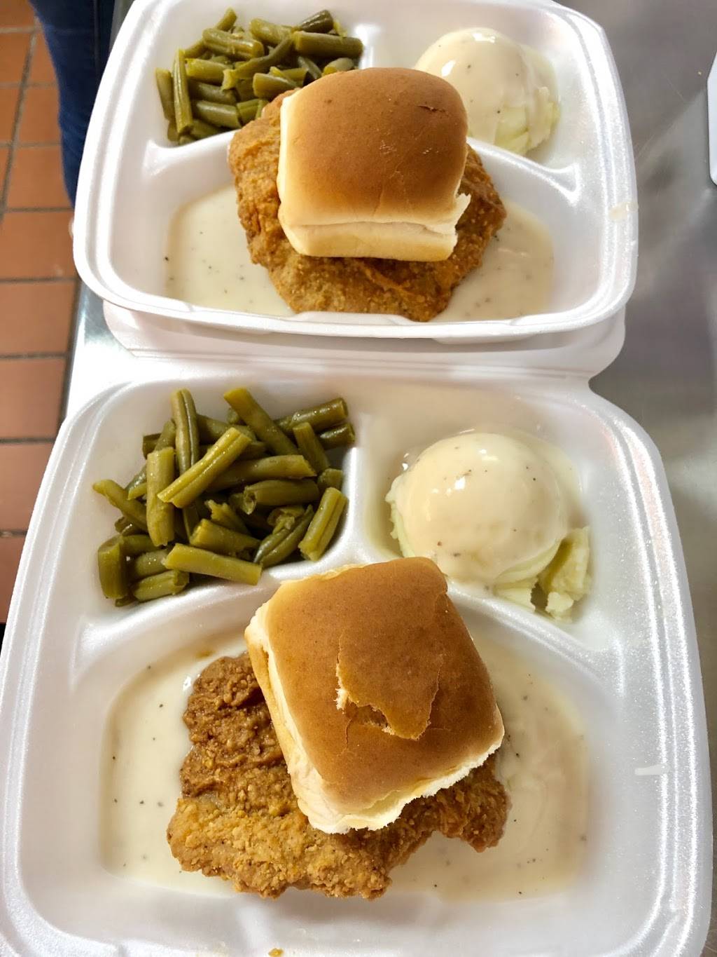 Lisas Chicken | restaurant | 3413 Mansfield Hwy, Fort Worth, TX 76119, USA | 8174130776 OR +1 817-413-0776