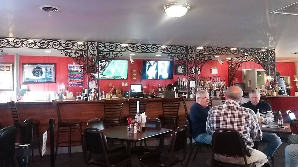 Trade Winds Pub & Eatery | restaurant | 1700 Recreation Dr, Springfield, IL 62711, USA | 2176795482 OR +1 217-679-5482