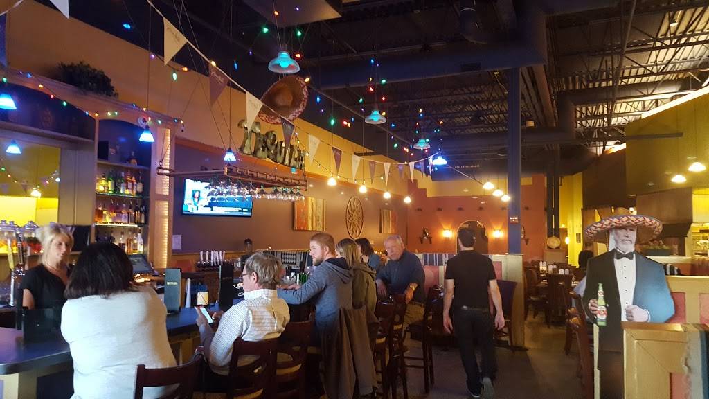 Bueno Loco | restaurant | 240 US-1, Falmouth, ME 04105, USA | 2076197057 OR +1 207-619-7057