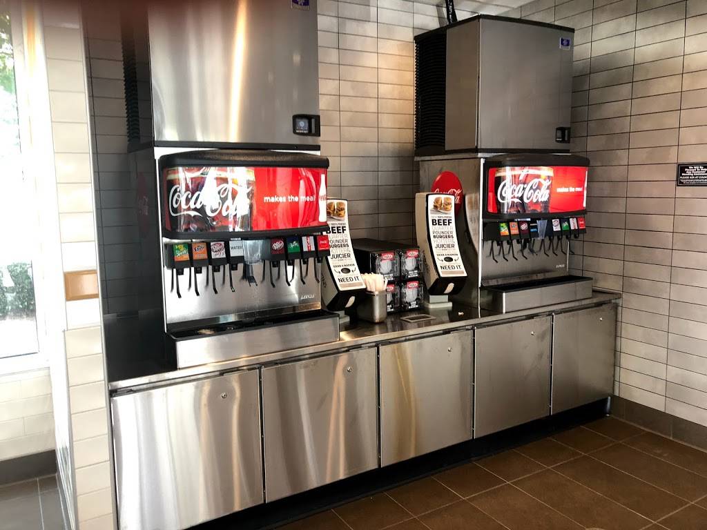 McDonalds | cafe | 2720 Shaffer Rd, Atwater, CA 95301, USA | 2093574150 OR +1 209-357-4150