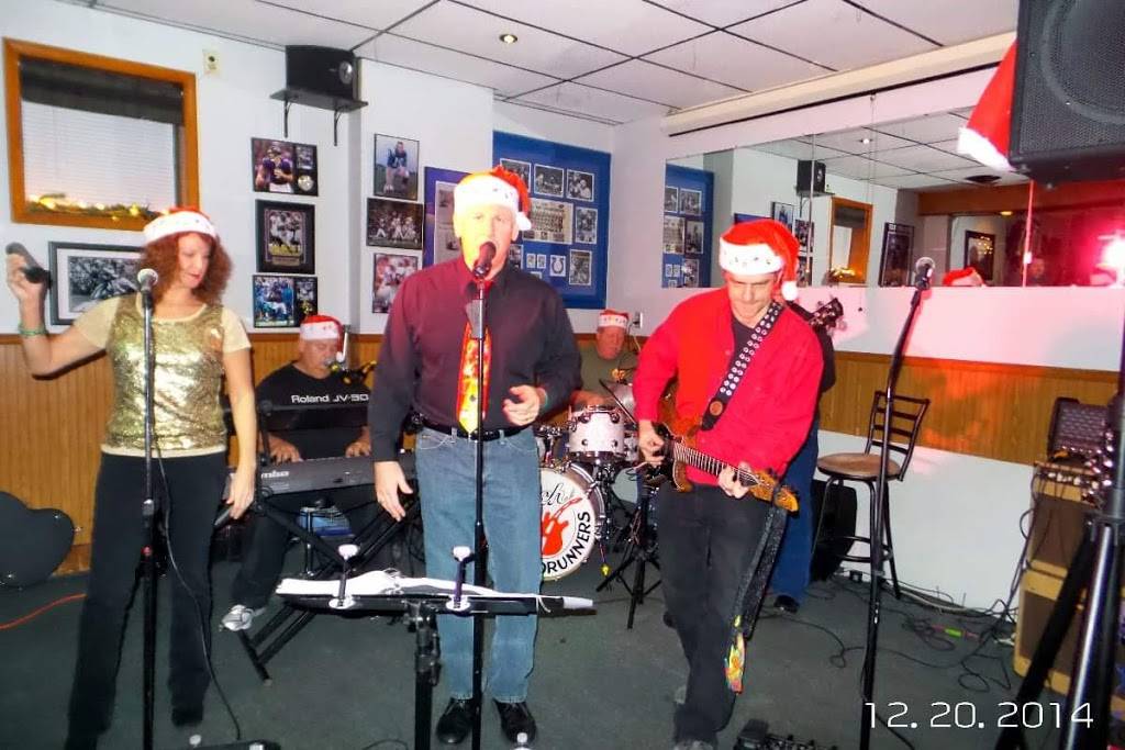 Patricks Bar & Grill | restaurant | 520 Eastern Blvd, Essex, MD 21221, USA | 4107805285 OR +1 410-780-5285