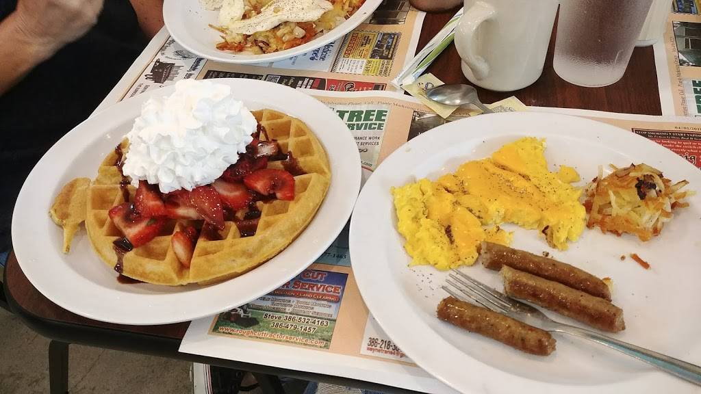 Cs Waffles Deland | restaurant | 413 S Woodland Blvd, DeLand, FL 32720, USA | 3868736003 OR +1 386-873-6003