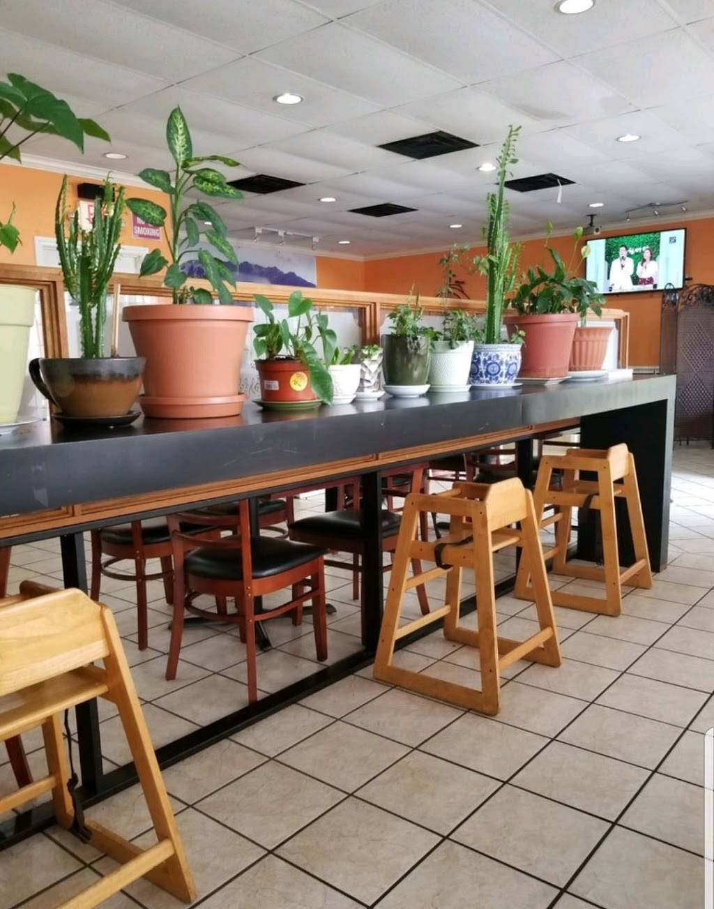 Grandma Noodle | restaurant | 10226 Hammerly Blvd # A, Houston, TX 77043, USA | 7139730044 OR +1 713-973-0044