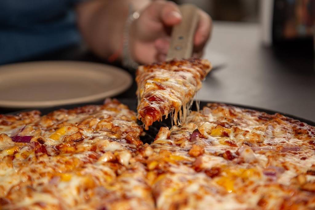 Chicagos Pizza Whiteland | restaurant | 2245 Sheek Rd Suite E, Greenwood, IN 46143, USA | 3178869797 OR +1 317-886-9797