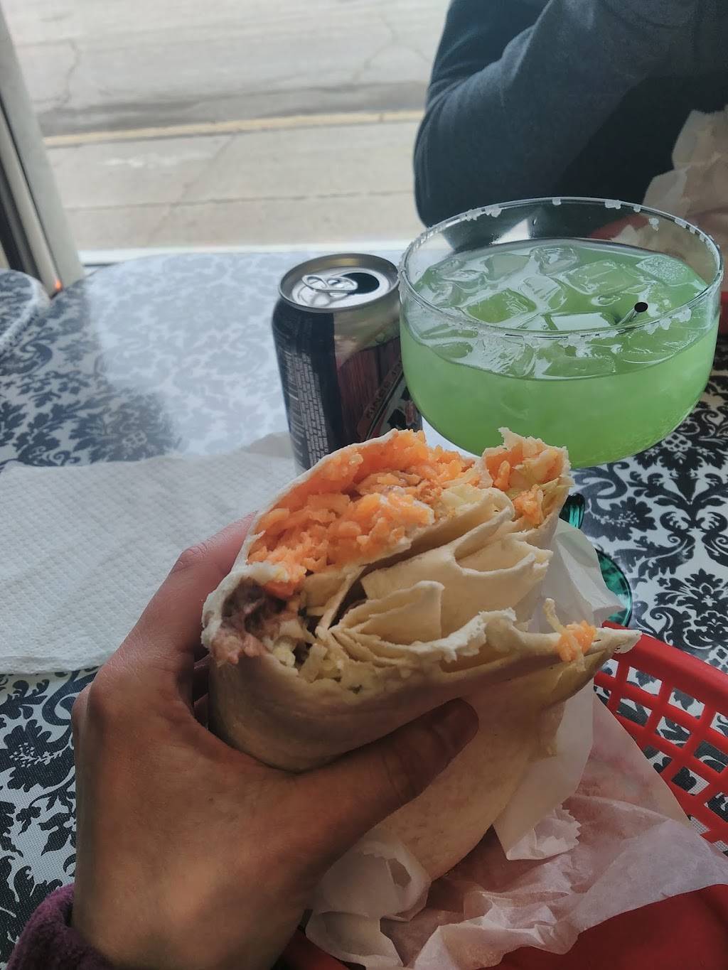 Chabelitas Yummy Foods and Fruits | restaurant | 109 Bridge St, Le Sueur, MN 56058, USA | 6122513714 OR +1 612-251-3714