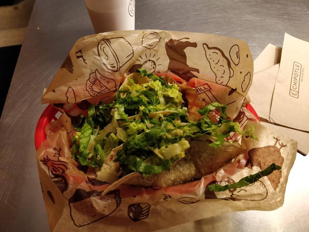 Chipotle Mexican Grill | restaurant | 281 Broadway, New York, NY 10007, USA | 2123853506 OR +1 212-385-3506
