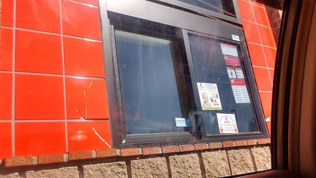 Wendys | restaurant | 9401 Annapolis Rd, Lanham, MD 20706, USA | 3017315681 OR +1 301-731-5681