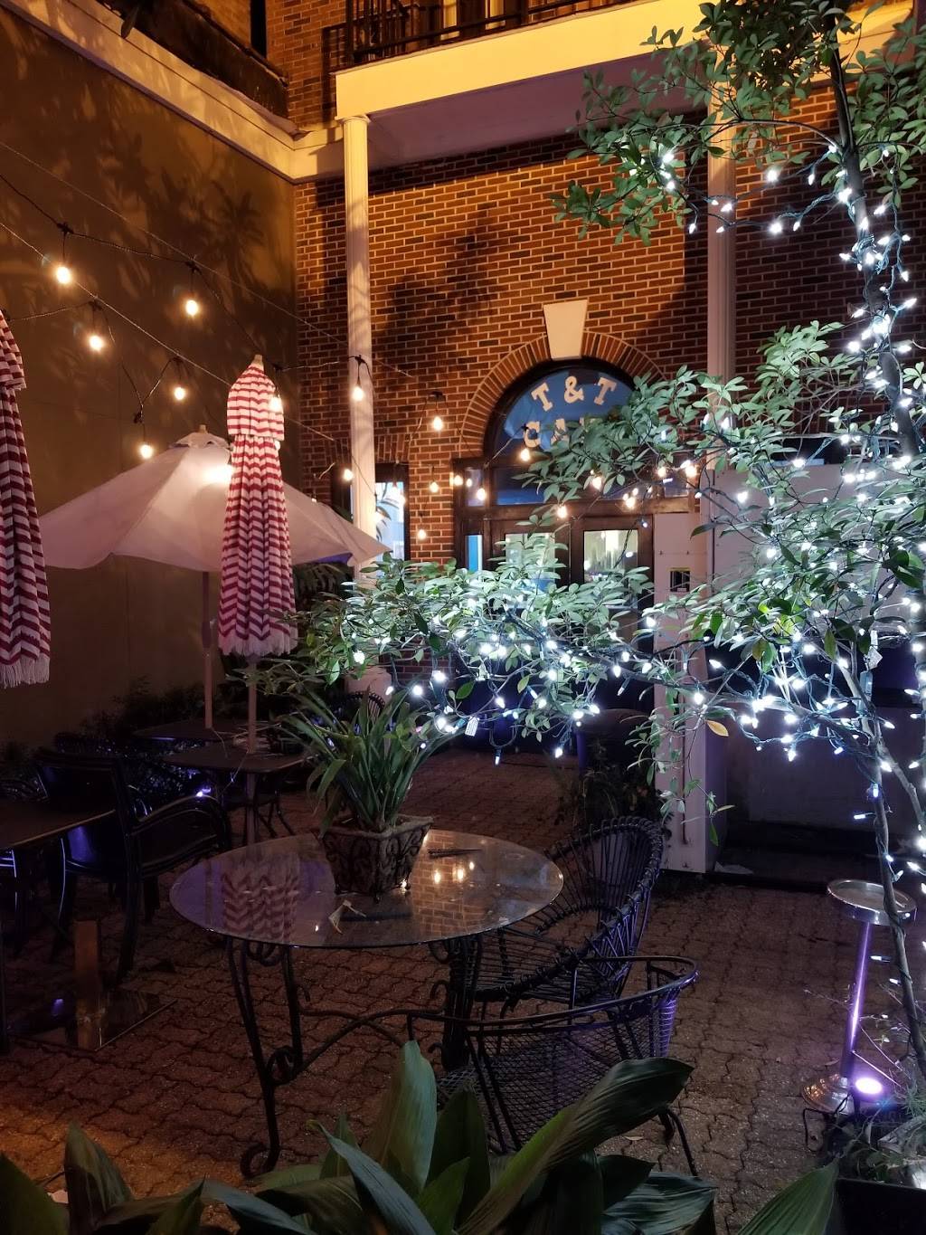 T&T CAFE | restaurant | 320 3rd St, Baton Rouge, LA 70801, USA | 2253008881 OR +1 225-300-8881