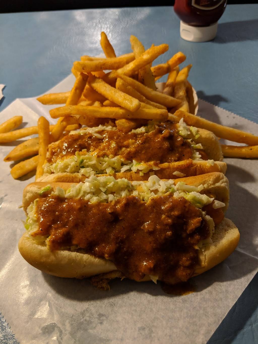 Dog House Inc | restaurant | 668 N Main St, High Point, NC 27260, USA | 3368864953 OR +1 336-886-4953