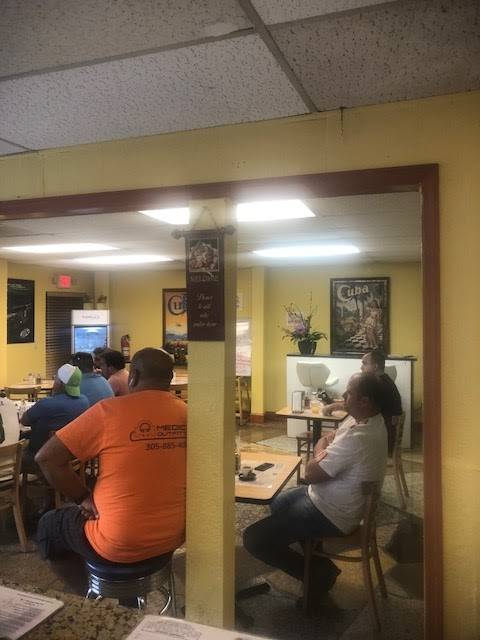 Pablos Cafe | cafe | 8061 NW 66th St, Miami, FL 33166, USA | 3055923741 OR +1 305-592-3741