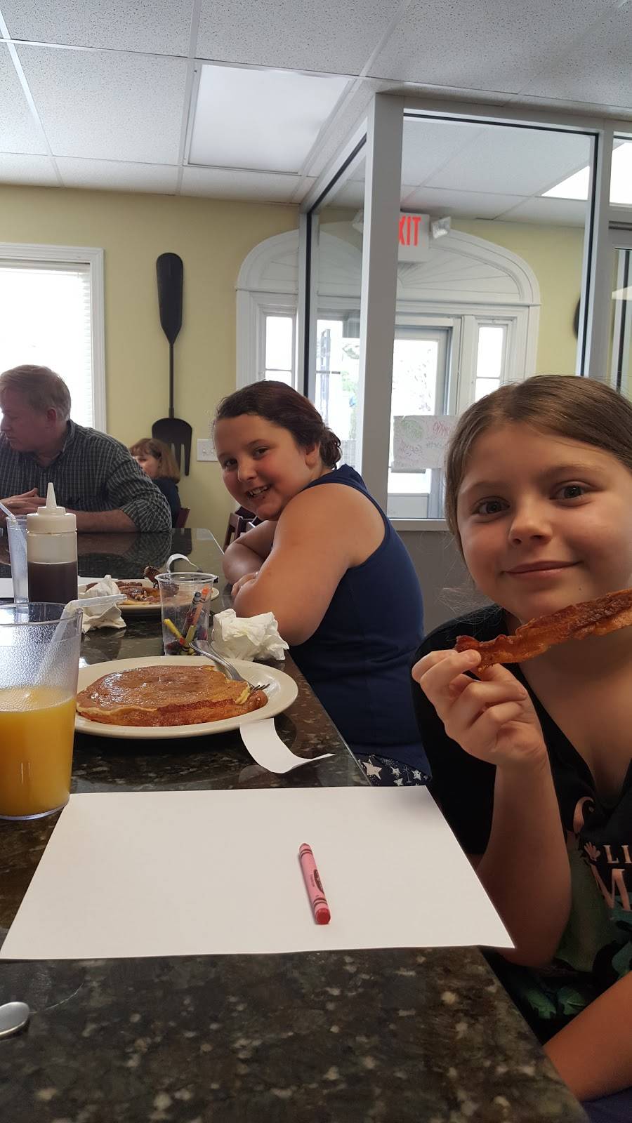 Theos Breakfast & Lunch | restaurant | 681 Pleasant St, Paxton, MA 01612, USA | 5084591330 OR +1 508-459-1330