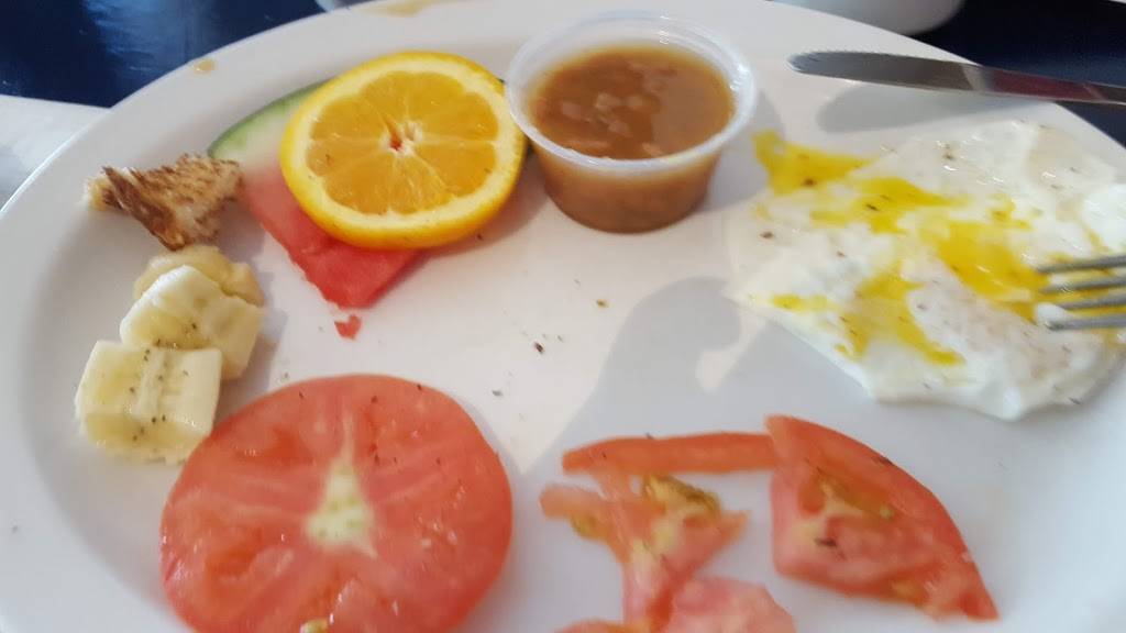 Resto dlestrie | restaurant | 714 Rue du Sud, Cowansville, QC J2K 2Y1, Canada | 4509553286 OR +1 450-955-3286