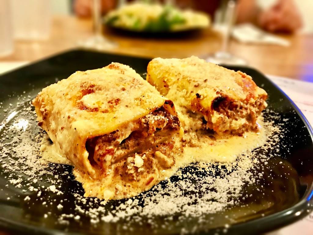 Crazy Italians Restaurant | restaurant | 1250 N Germantown Pkwy #105, Cordova, TN 38016, USA | 9013472449 OR +1 901-347-2449