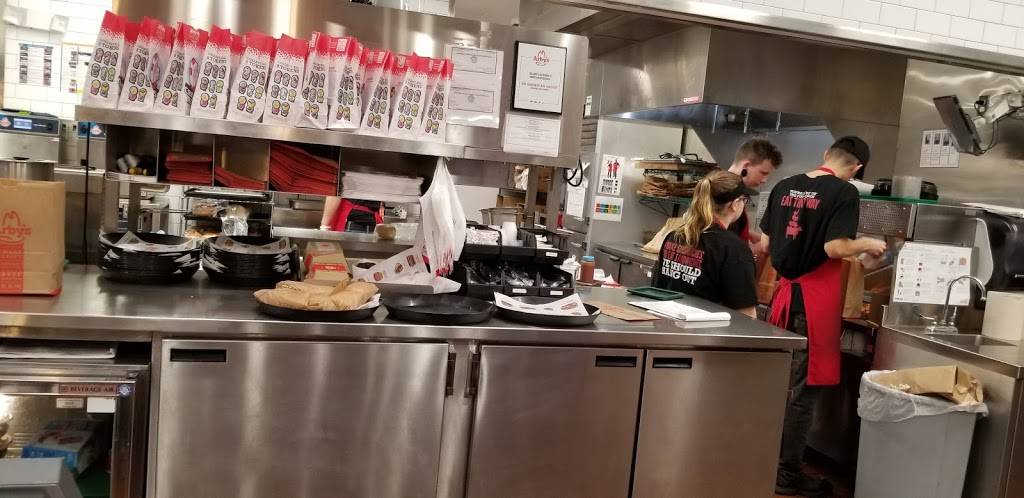 Arbys | restaurant | 4815 S. Washington Ave, Wichita, KS 67216, USA | 3165224788 OR +1 316-522-4788