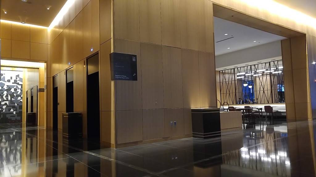 Woven + Bound Bar | restaurant | 2121 S Prairie Ave, Chicago, IL 60616, USA | 3128240500 OR +1 312-824-0500