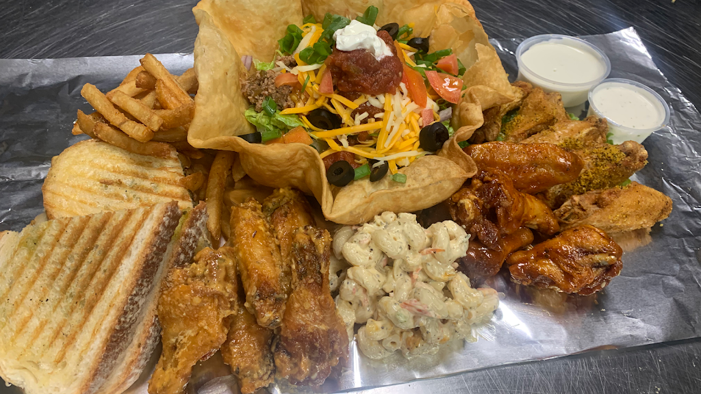 KELVINS MAGIC WINGS | restaurant | 554 Chili Ave STE 1, Rochester, NY 14611, USA | 5854345590 OR +1 585-434-5590